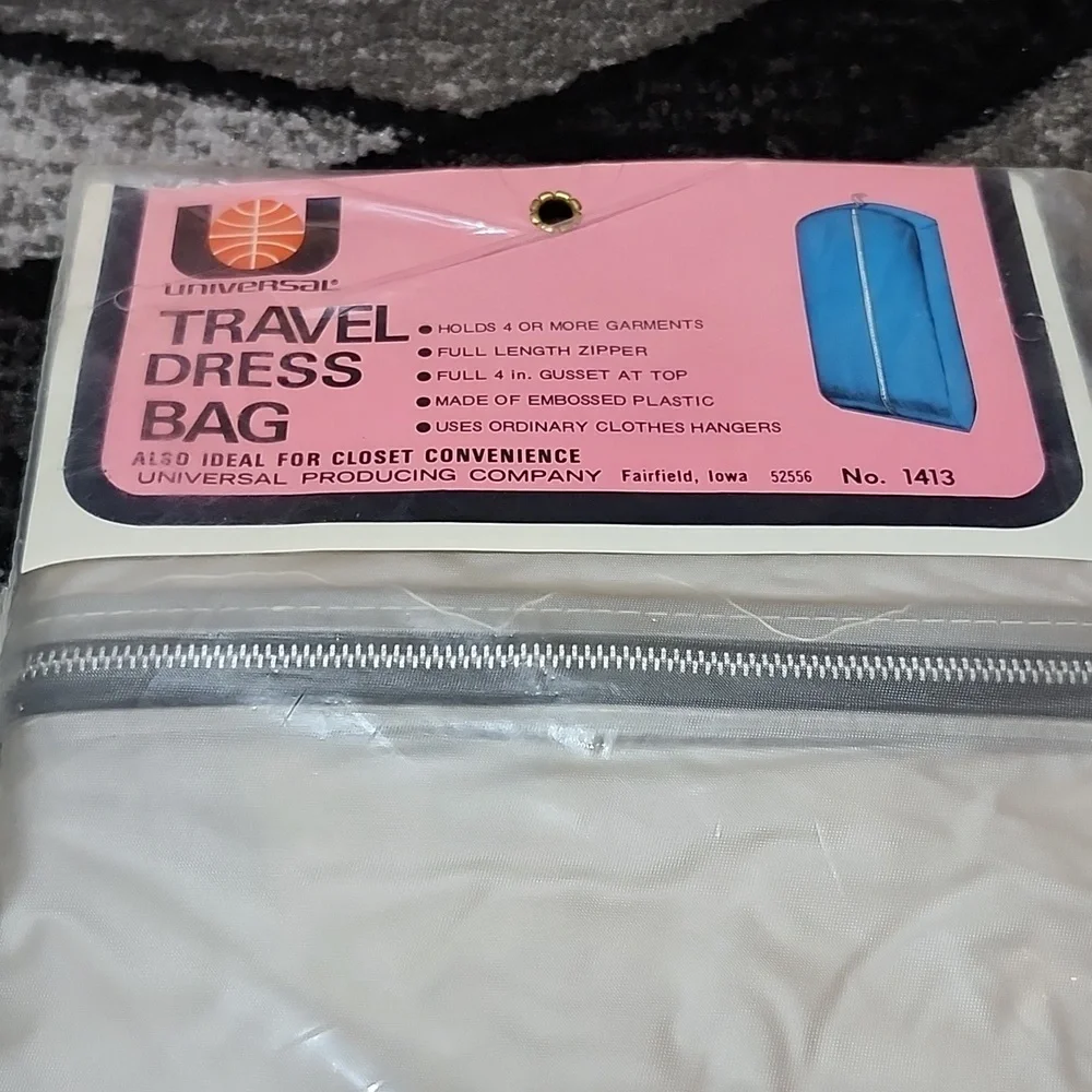 1970 UNIVERSAL TRAVEL DRESS BAG GRAY GARMENTS CLOSET CONVENIENCE ZIP-BAG